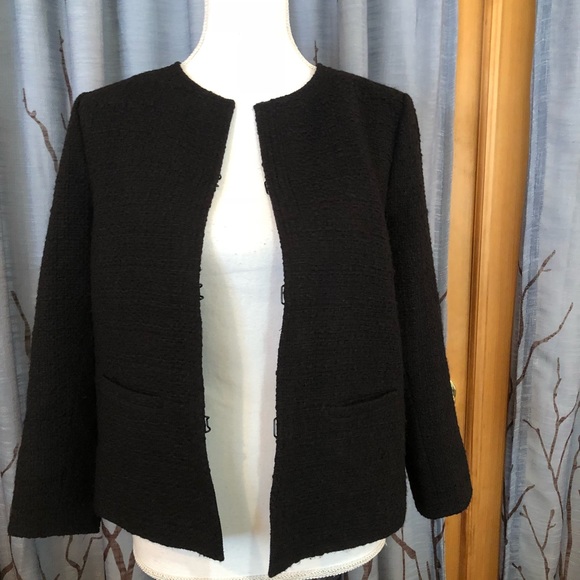 Vince Size 10 cropped Boucle Jacket in black. - Picture 3 of 8